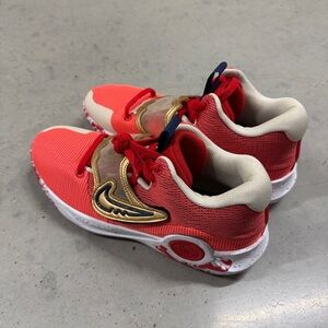 Nike KD Trey 5 X University Red Metallic Gold